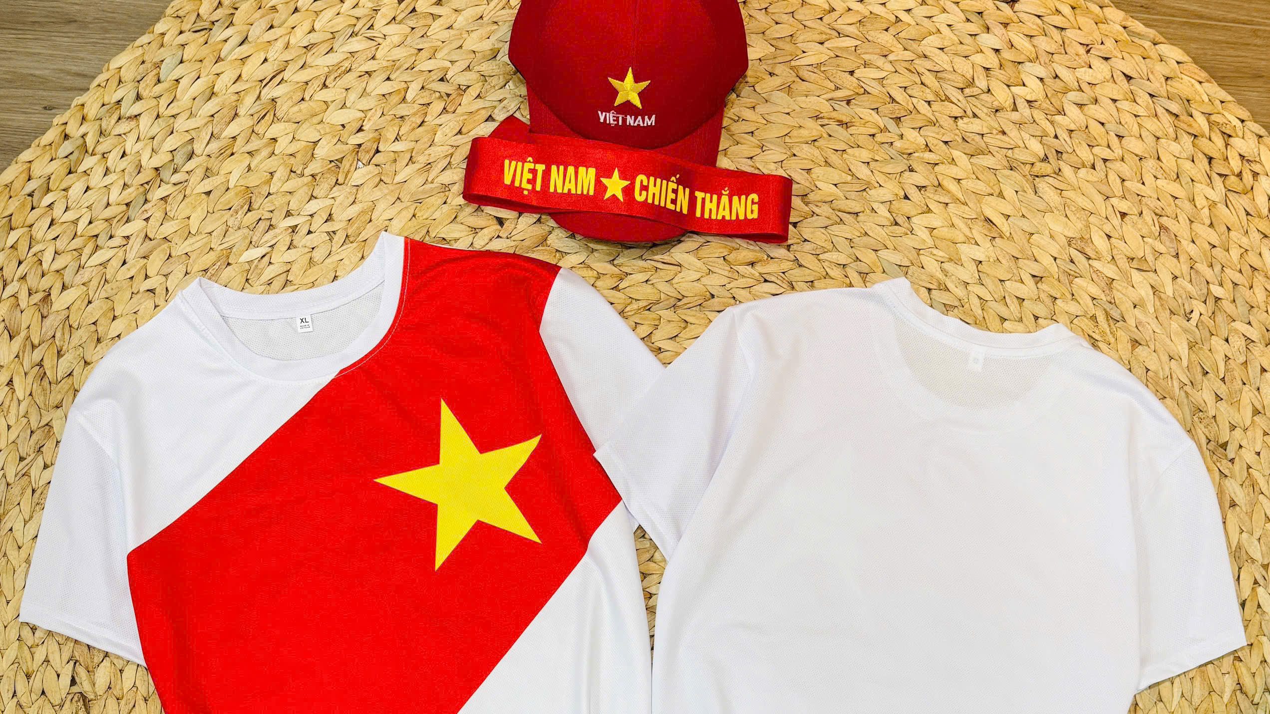 áo thun Xu hướng thời trang lễ 30/4 – 1/5