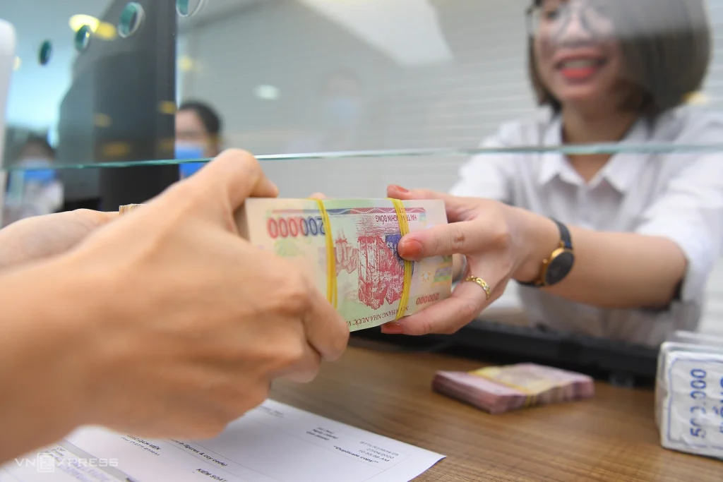 nhieu ngan hang tang lai xuat ngan han